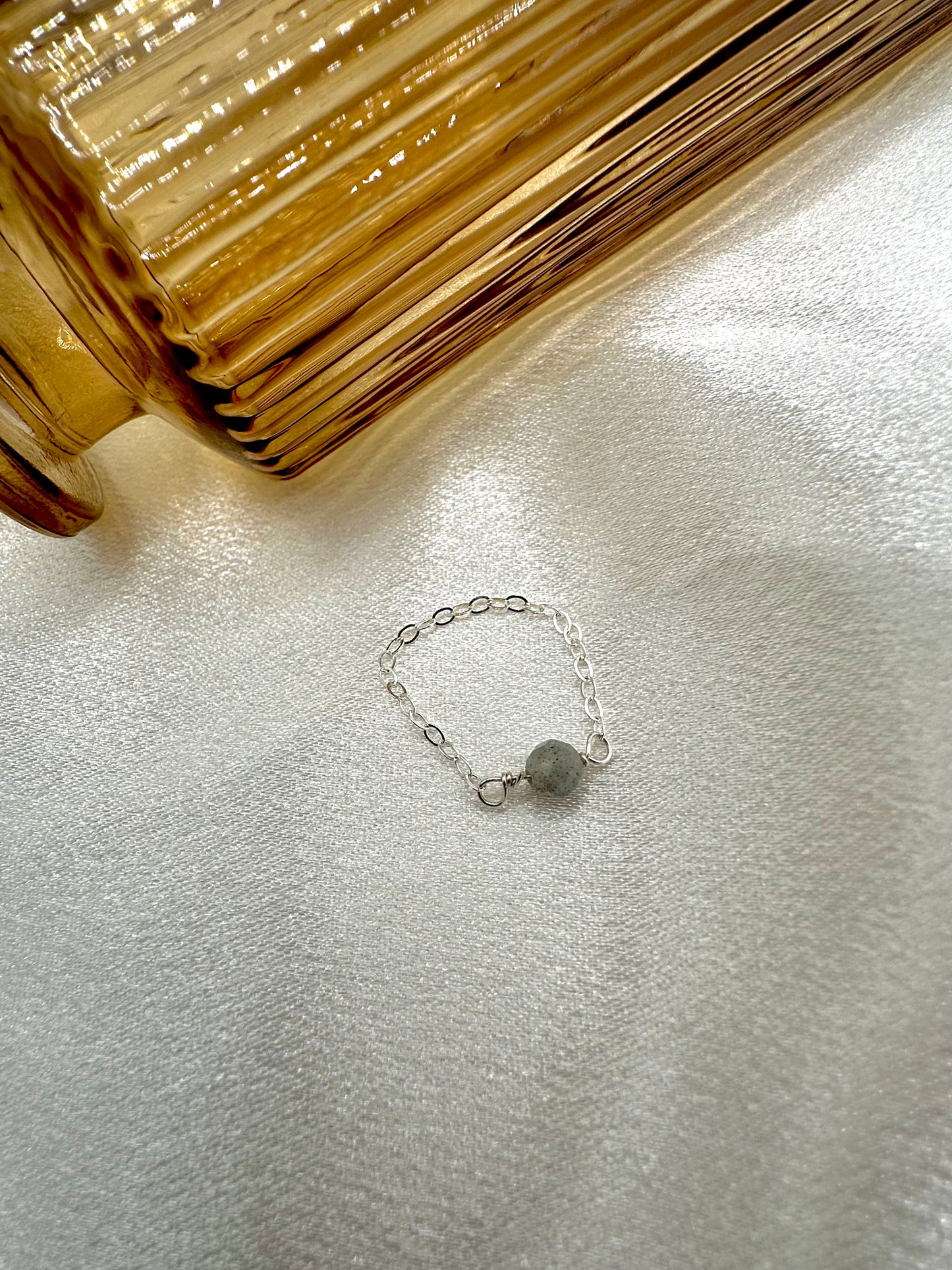 Lunette Chain Ring